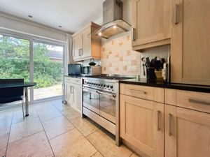 Photo 33- click for photo gallery